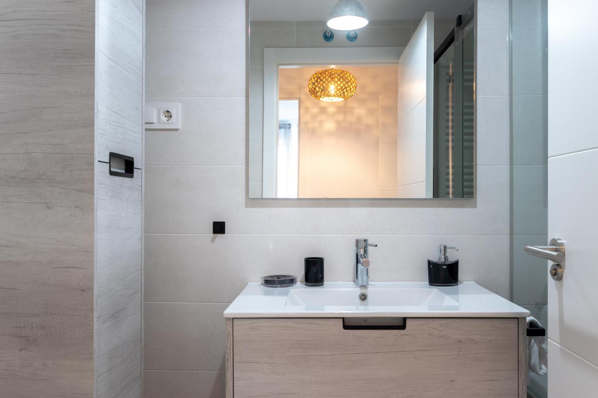Xirimiri Apartment By People Rentals Bilbao Exterior photo